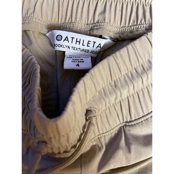 Athleta Brooklyn Textured Jogger in Windowpane Taupe Size 4 - Picture 8 of 11